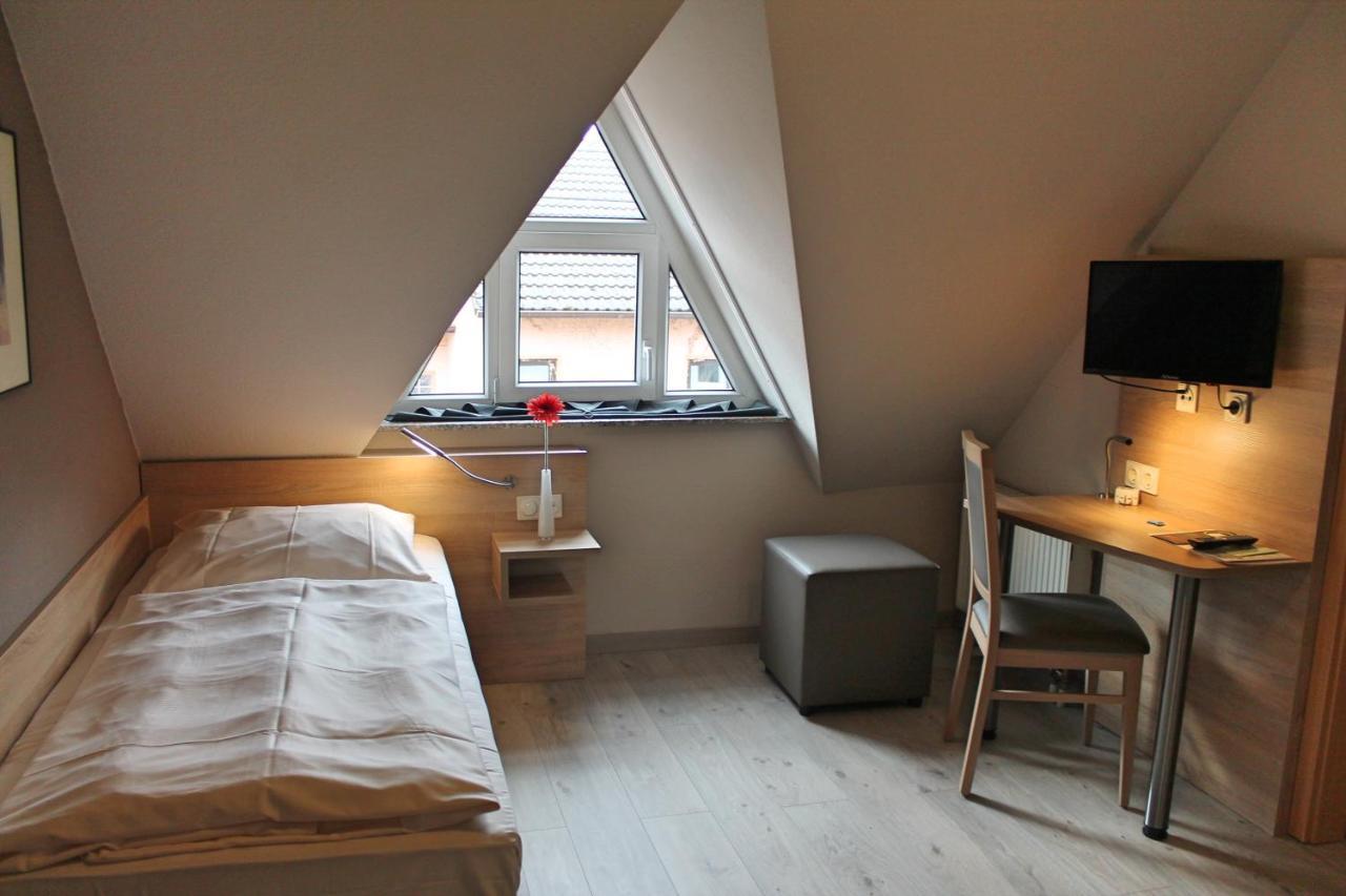 Hotel Gasthof Gruener Wald Hofheim am Taunus Eksteriør billede